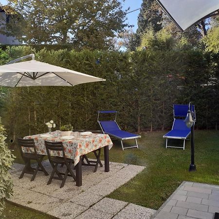 Bellagio Dreams Apt, Pool, With Private Garden, Near Lake ภายนอก รูปภาพ